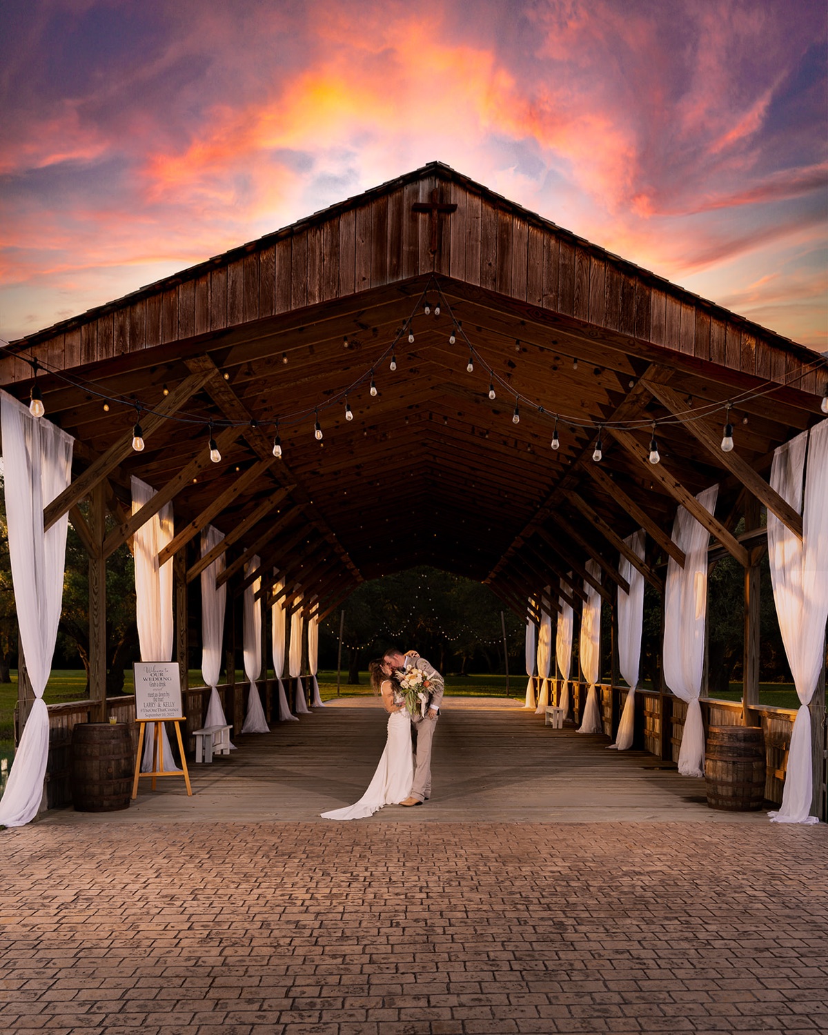 Kelly and Larry wedding by GR Weddings