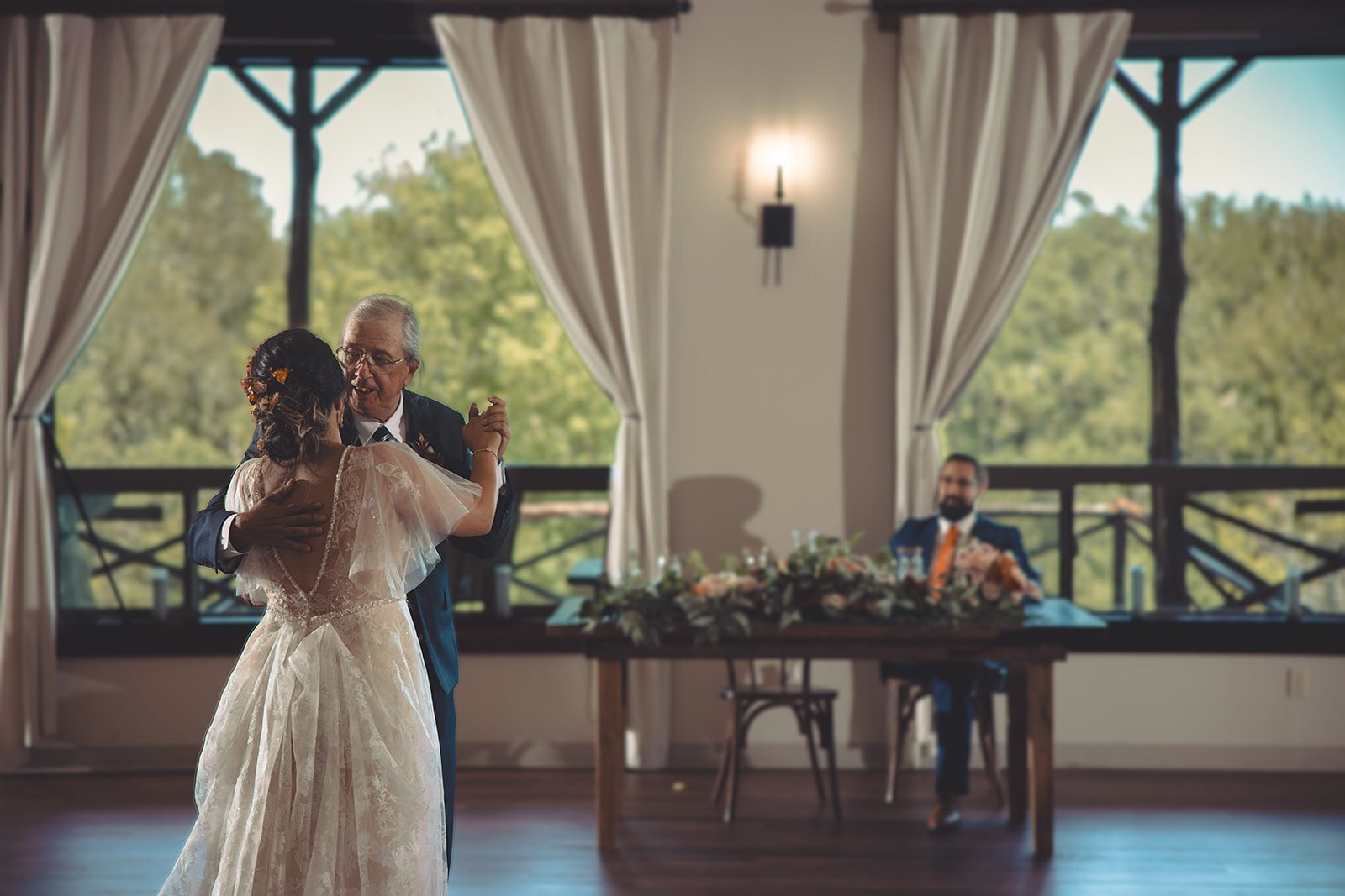 Wedding at Scenic Springs in Helotes by GR Weddings